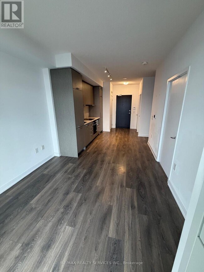 Building Photo - 38 Honeycrisp Cres