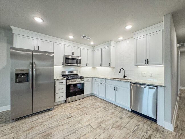 Foto del edificio - 4302 SW Pawhuska St
