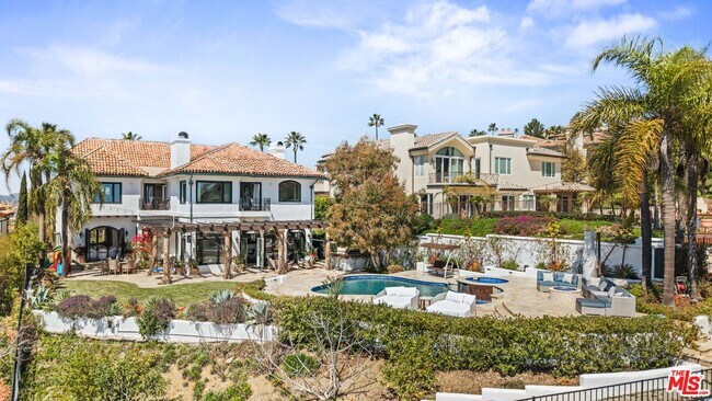 Foto del edificio - 1821 Chastain Pkwy E