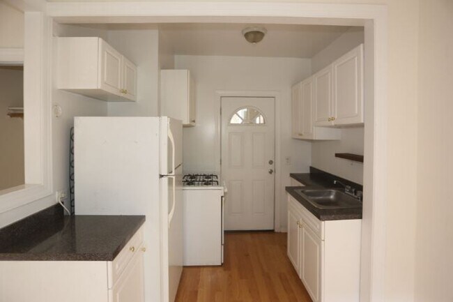 Building Photo - 3828.5 N Fremont St