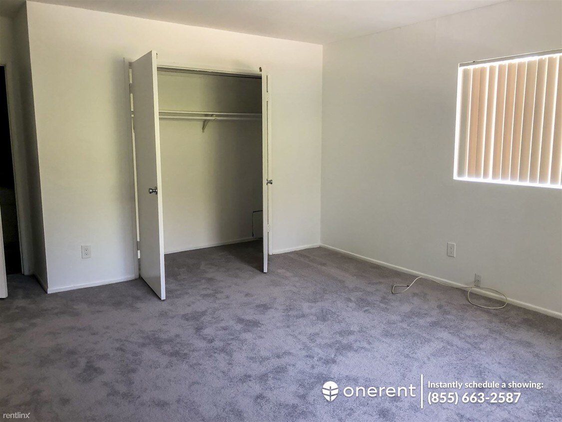 Primary Photo - 12264 Chandler Blvd