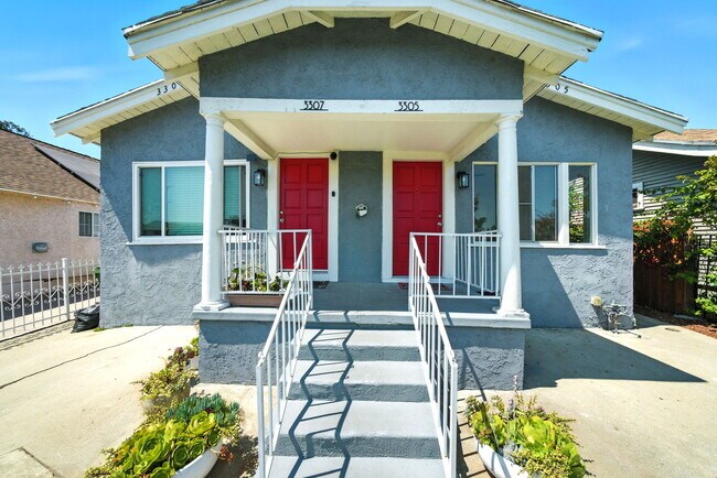 Foto del edificio - 3305 W 27th St