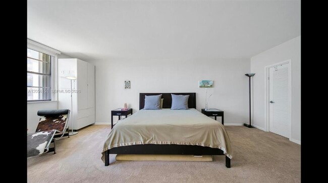 Building Photo - 5825 Collins Ave