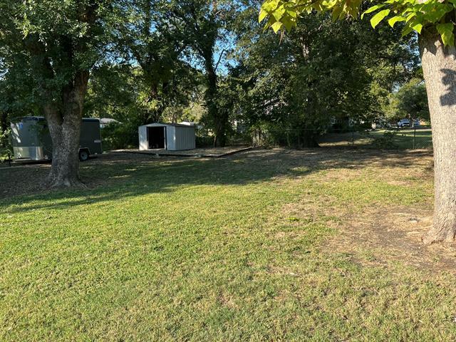 Building Photo - 603 N Denton Ave