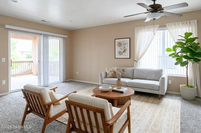 Foto del edificio - 8415 E Leigh Dr