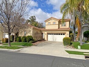 Building Photo - 5821 Killarney Cir