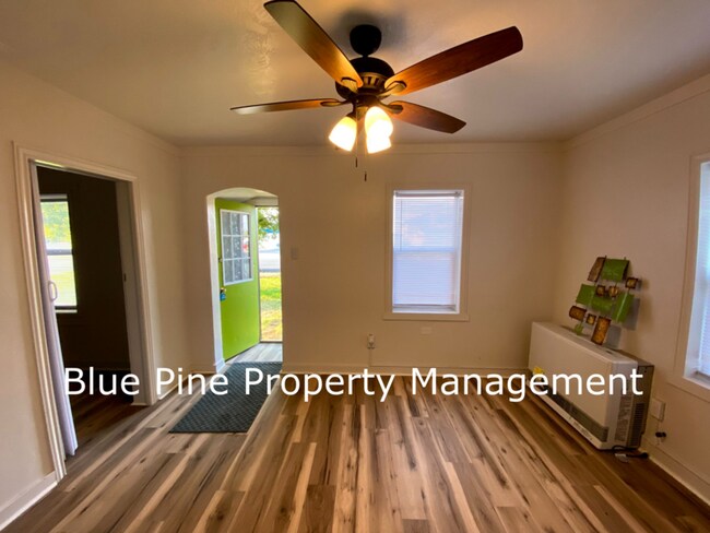 Foto del edificio - 150 W 2nd S