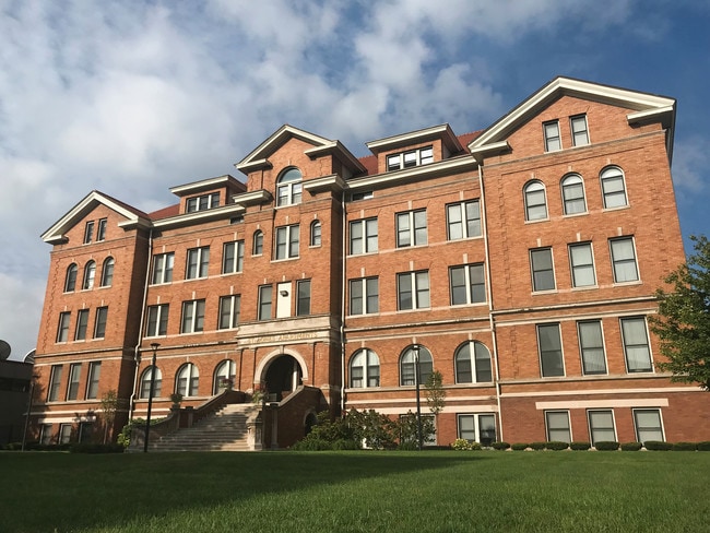 Building Photo - St. Agnes