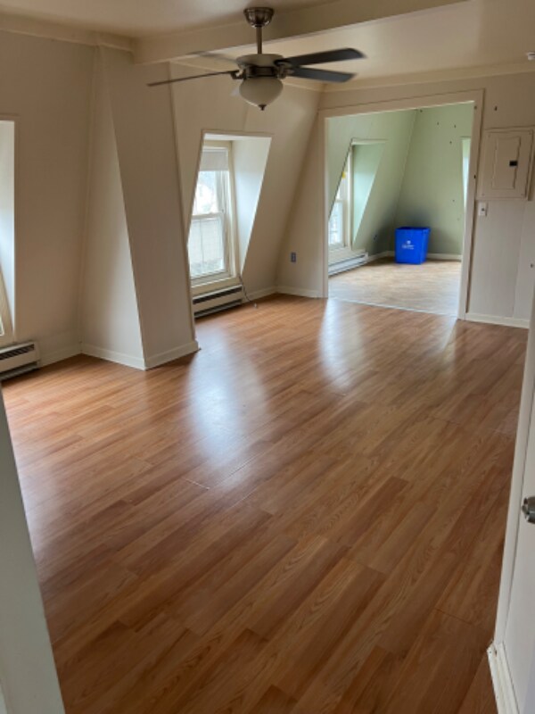 Foto del edificio - 4710 Schley Ave
