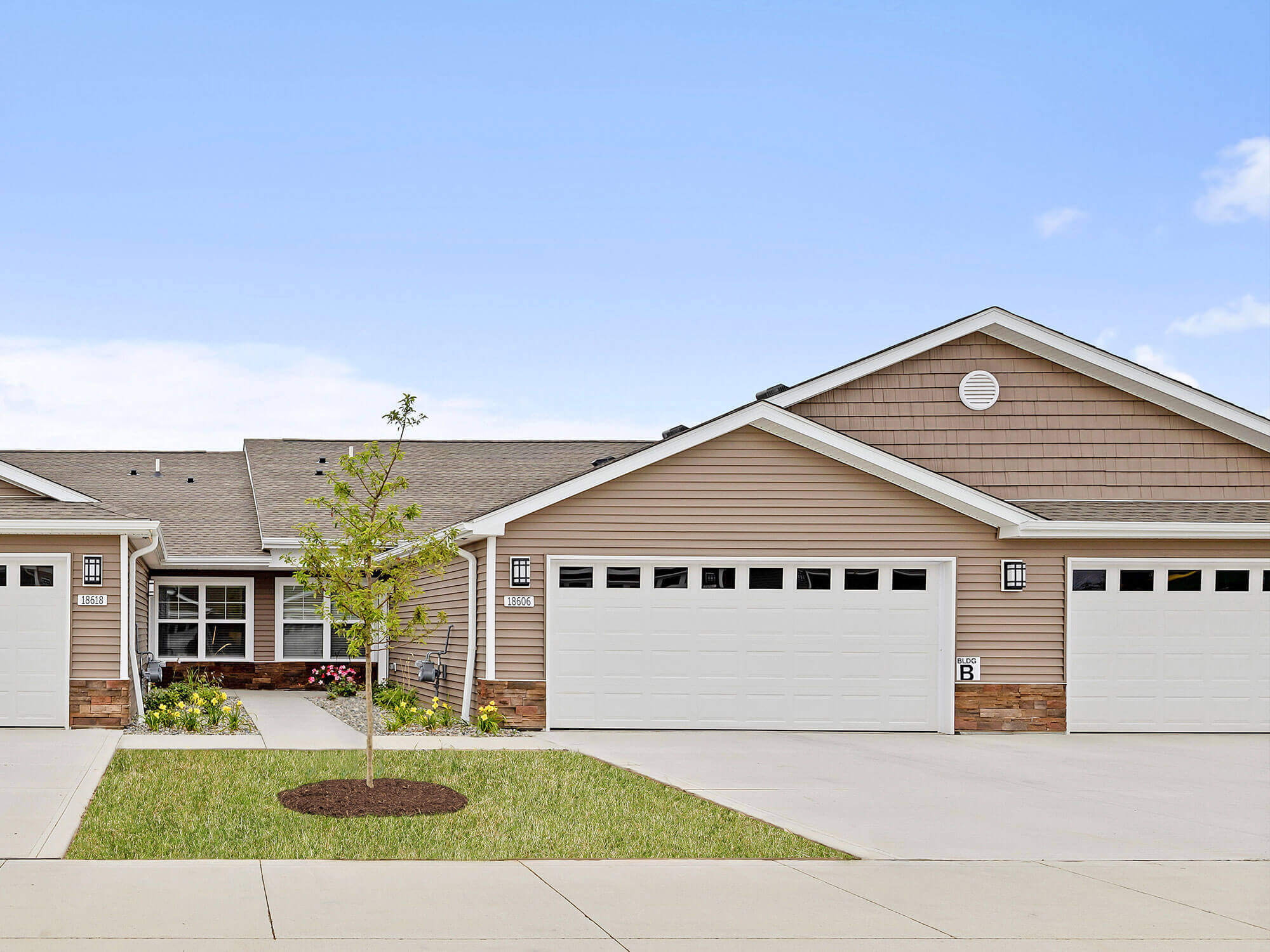 Redwood Medina Lafayette Township – photo 2