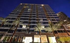 Primary Photo - 1 E Lexington Ave