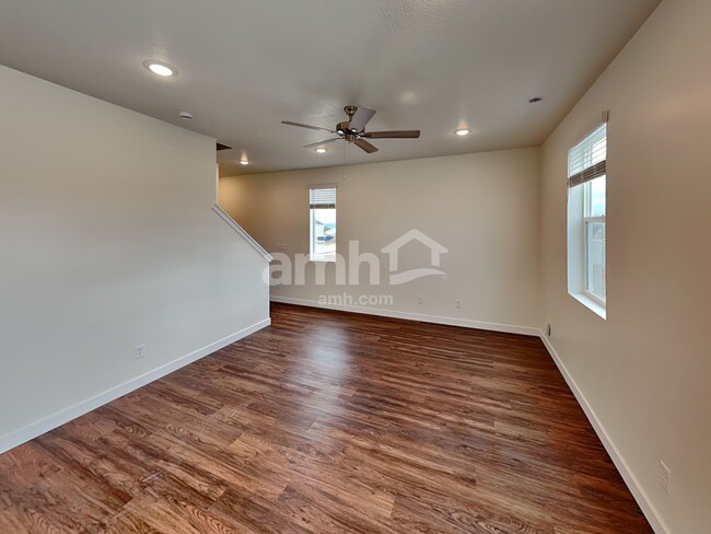Building Photo - 8964 S John Annie Ln