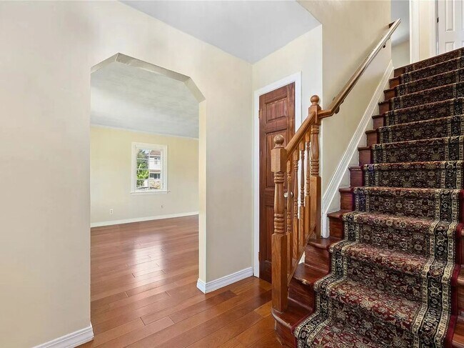 Foto del edificio - 986 N 1st St