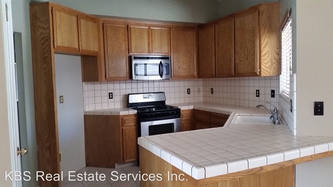 Building Photo - 6608 Camphor Ct