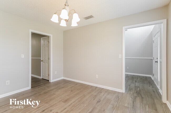 Building Photo - 2954 Ravine Hill Dr