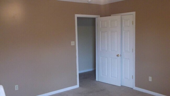 Photo - 1451 Roberts Rd House