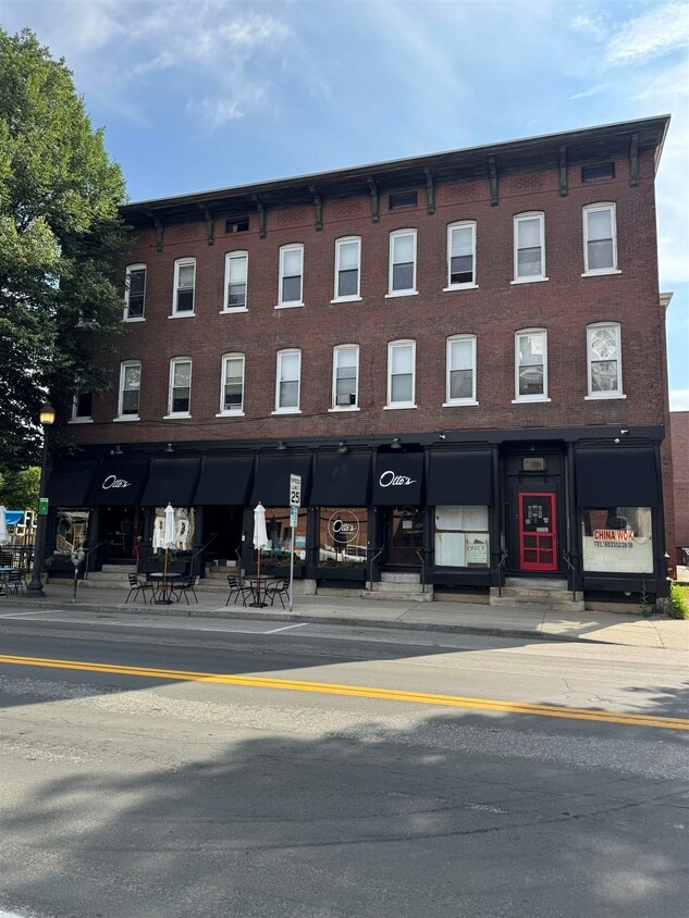 Primary Photo - 11 Court St