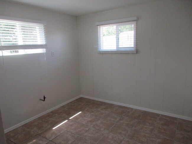 Building Photo - 4524 N 14th Pl