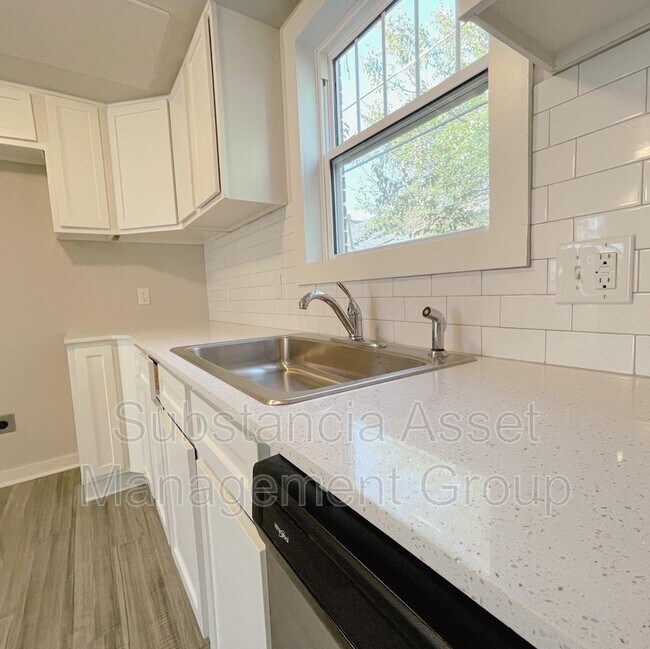 Photo - 727 Culbertson Dr Apartment