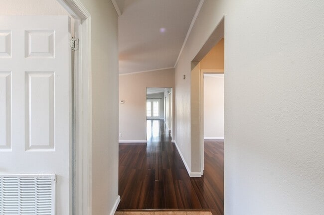 Building Photo - 21019 Sweet Blossom Ln