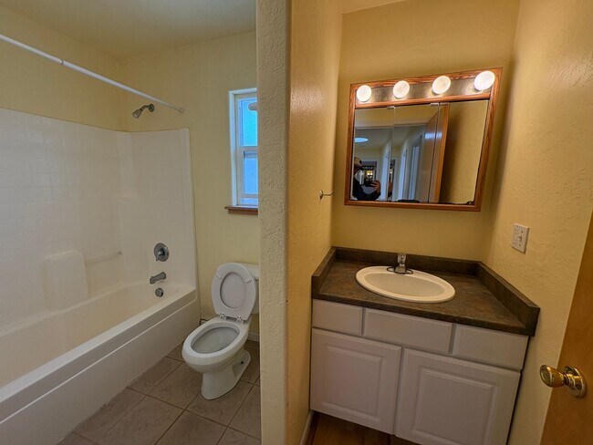 Foto del edificio - 2986 Janes Creek Dr