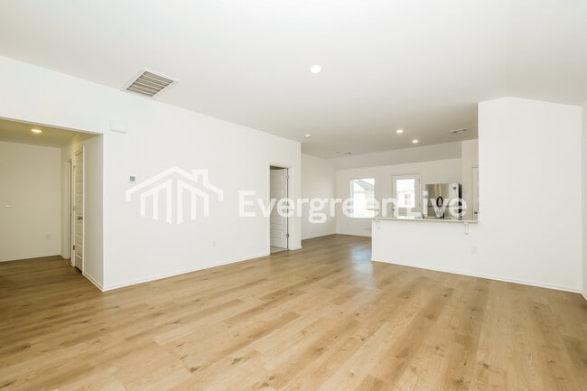 Foto del edificio - 4005 Olivia St