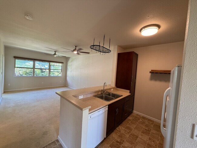 Building Photo - 143 Hoowaiwai Loop