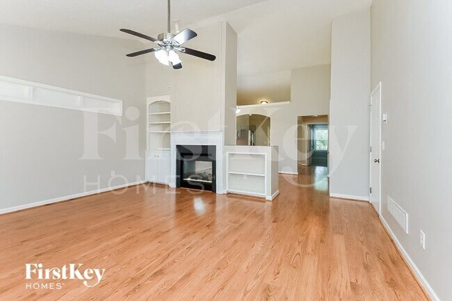 Foto del edificio - 307 White Oak Way