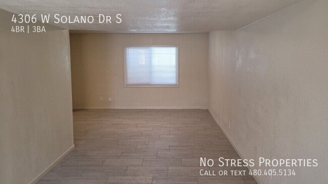 Building Photo - 4306 W Solano Dr S