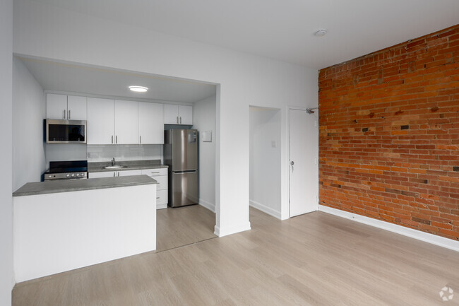 2 Bdrm - 1046 Lofts