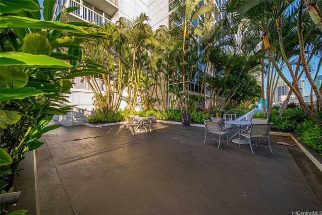 Photo - Furnished 2bd/2ba in the Heart of Kaka'ako Apartment