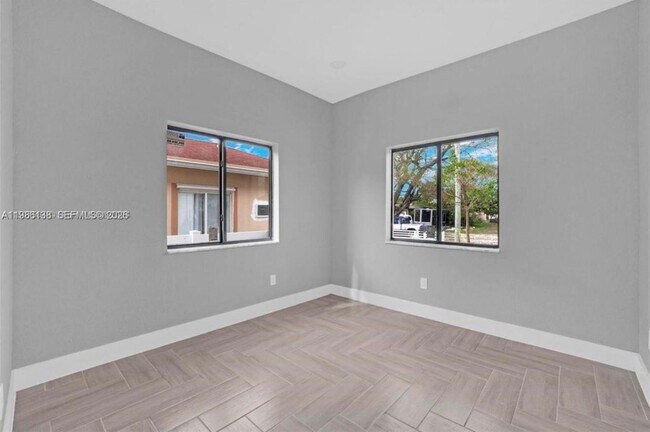 Foto del edificio - 2210 Farragut St