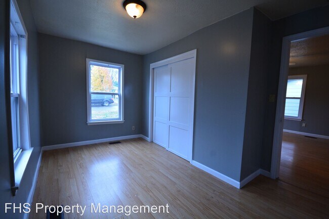 Building Photo - 2 br, 1 bath House - 723 N Forest Avenue