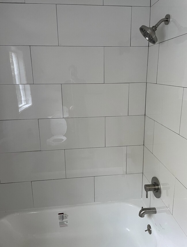 Building Photo - 144 Delaware Ave