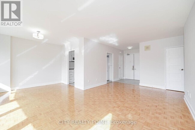 Building Photo - 10 Shallmar Blvd