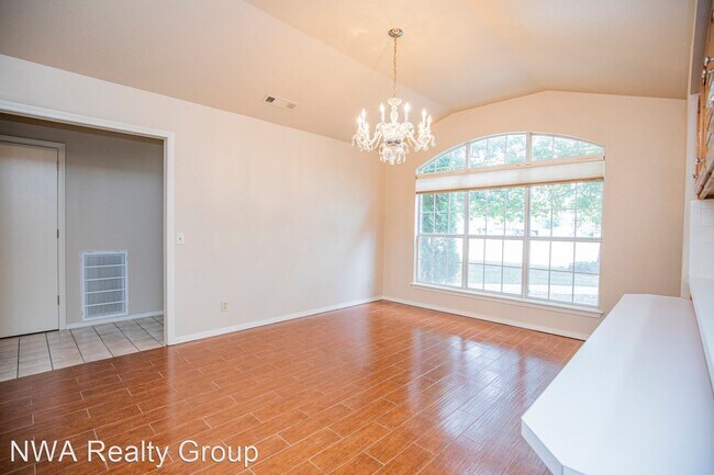 Foto del edificio - 3 br, 2 bath House - 1841 Dick Smith Street