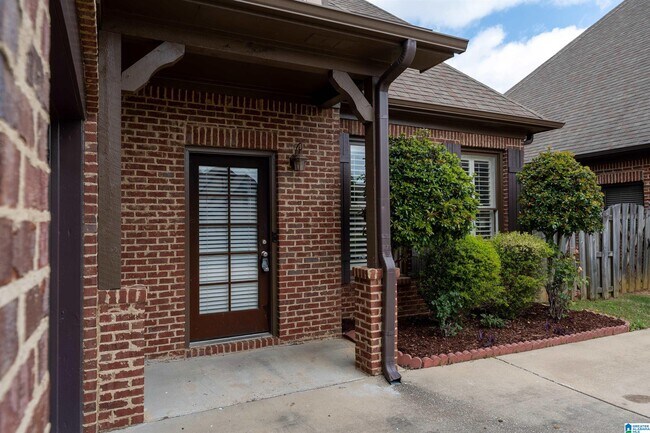 Foto del edificio - 2217 Chalybe Dr