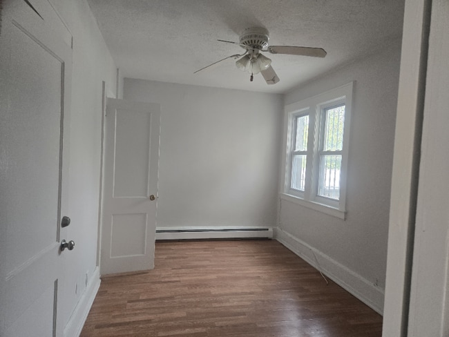 Building Photo - 1149 S Orange Ave