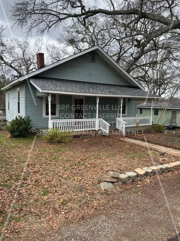 Primary Photo - Move-in special!! 1/2 off first month rent...