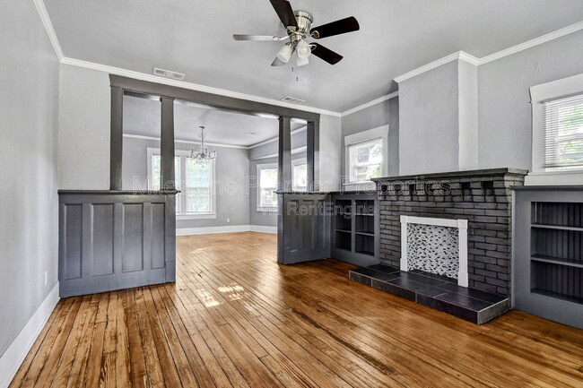 Building Photo - 105 W Morton St