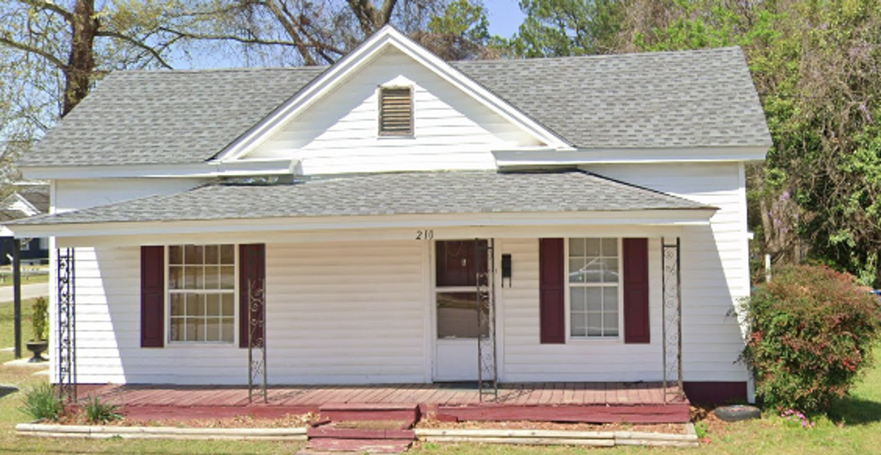 Primary Photo - Newly Renovated 2 bed 1 bath- Dunn, NC