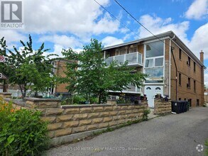 Building Photo - 146 Overbrook Pl