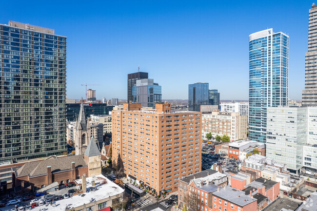 Aerial Photo - River West Condominiums