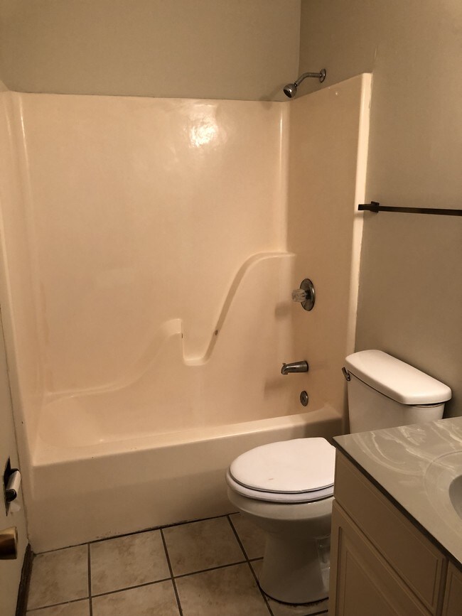 Building Photo - 4147 Willard Dr.