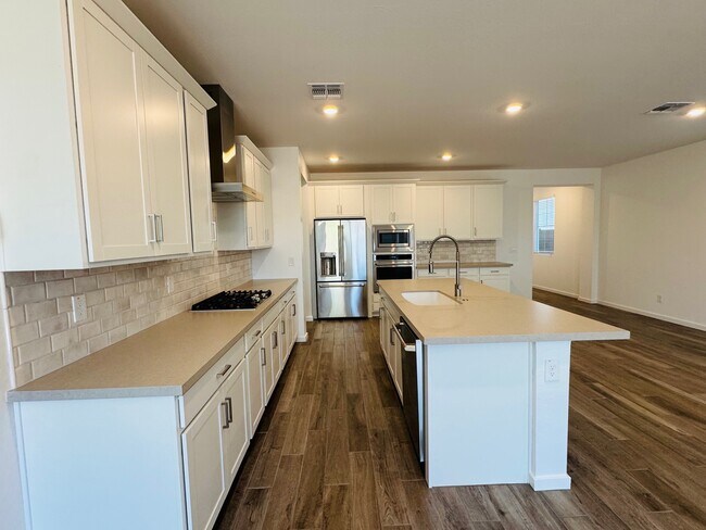 Foto del edificio - 26408 N 24th Gln