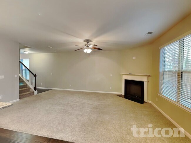 Foto del edificio - 377 Lossie Ln