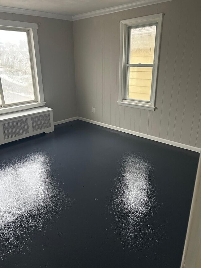 Building Photo - Newly Renovated 3BR Home – 2 Bathrooms – Spacious Layout