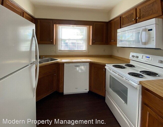Building Photo - 2 br, 1.5 bath House - 161 S. Eagle Creek