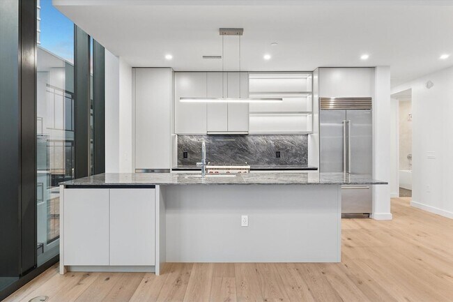 Foto del edificio - 610 Davis St