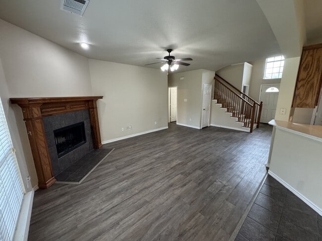 Building Photo - 8500 Riverwalk Trail